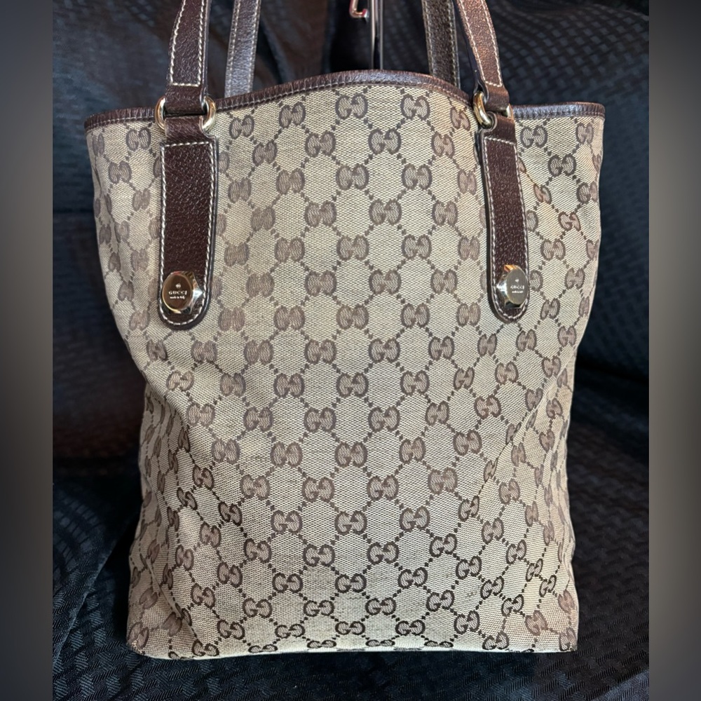 Gucci EUC Large Bag